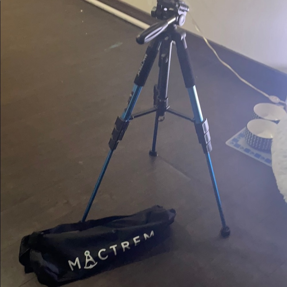 Tripod